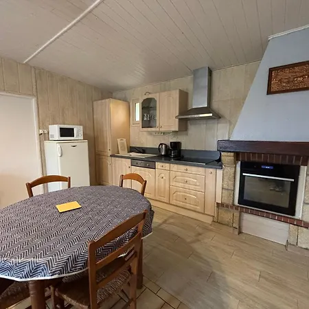 Ferienhaus Maison Renovee A La Campagne Avec Terrasse, Connexion Wifi Incluse - Fr-1-426-288