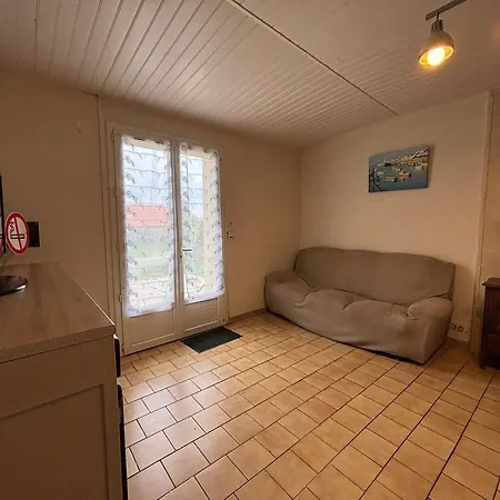 Maison Rénovée En Campagne Avec Wifi - Fr-1-426-288 Les Clouzeaux